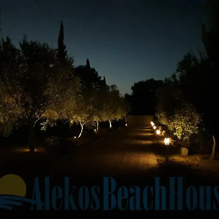 Alekos Beach Houses-natura Verde